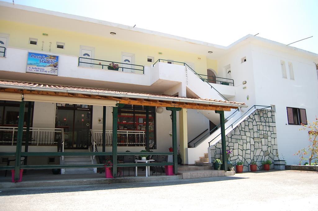 Posidi Studios Luaran gambar